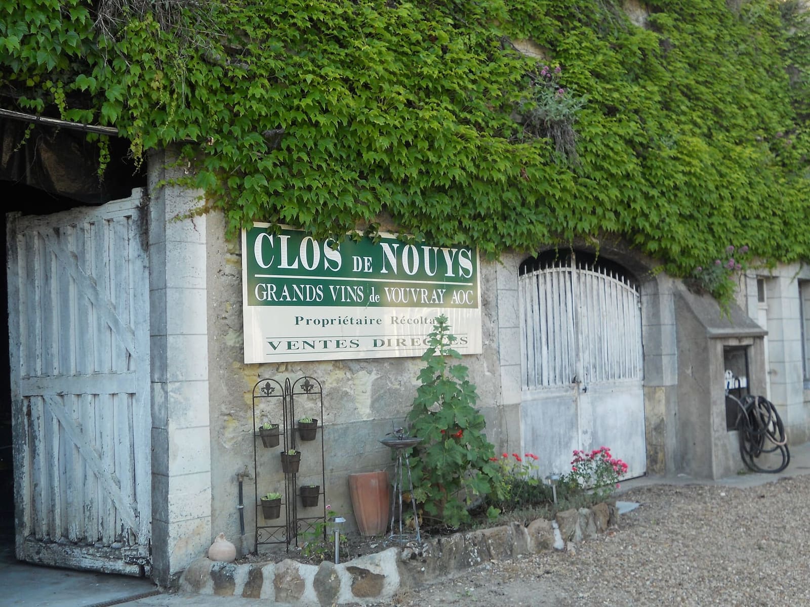 the entrance to a wine cellar dug into the tufa at Vouvray