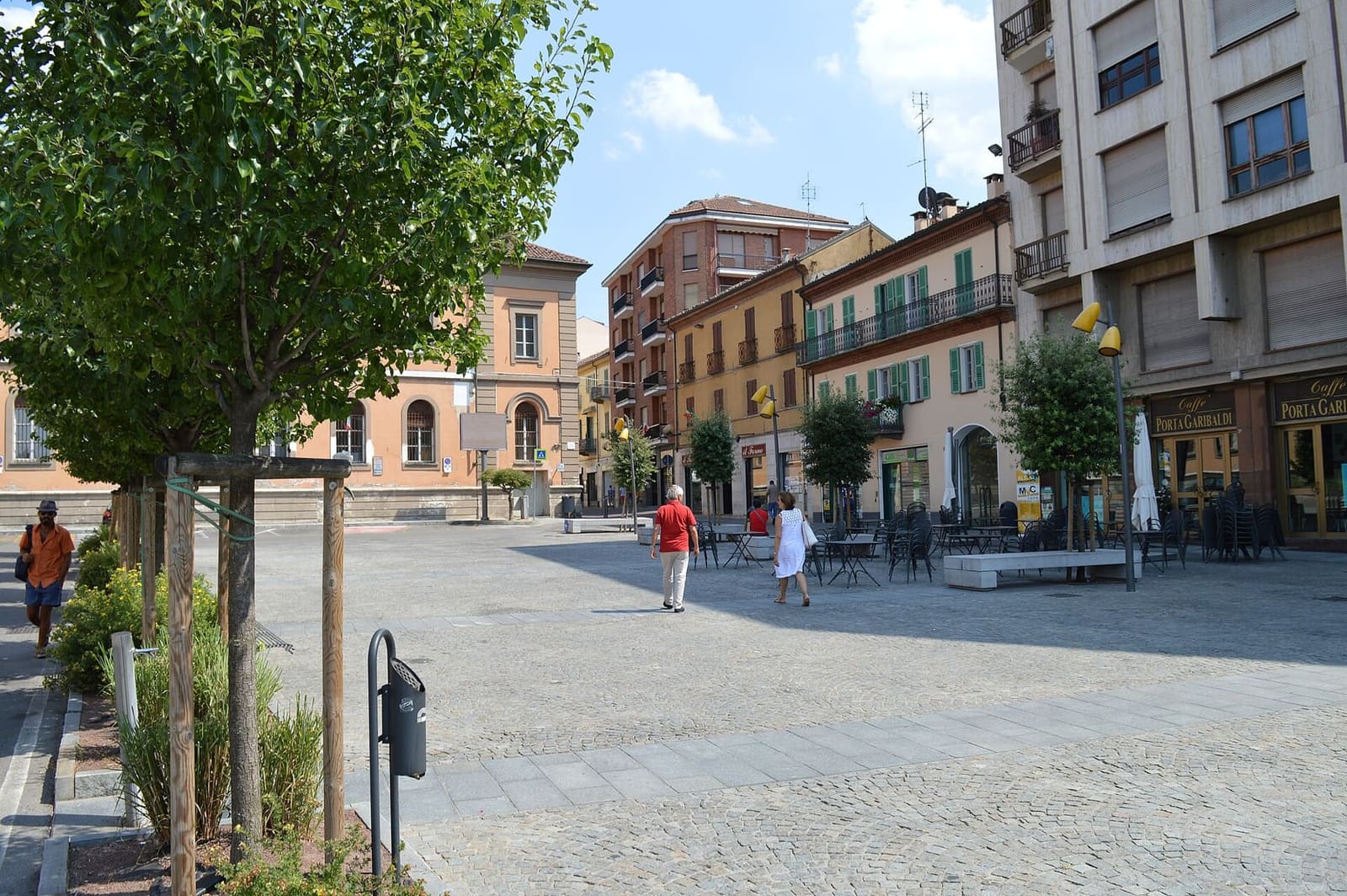 Piazza Garibaldi, where via Cavour begins