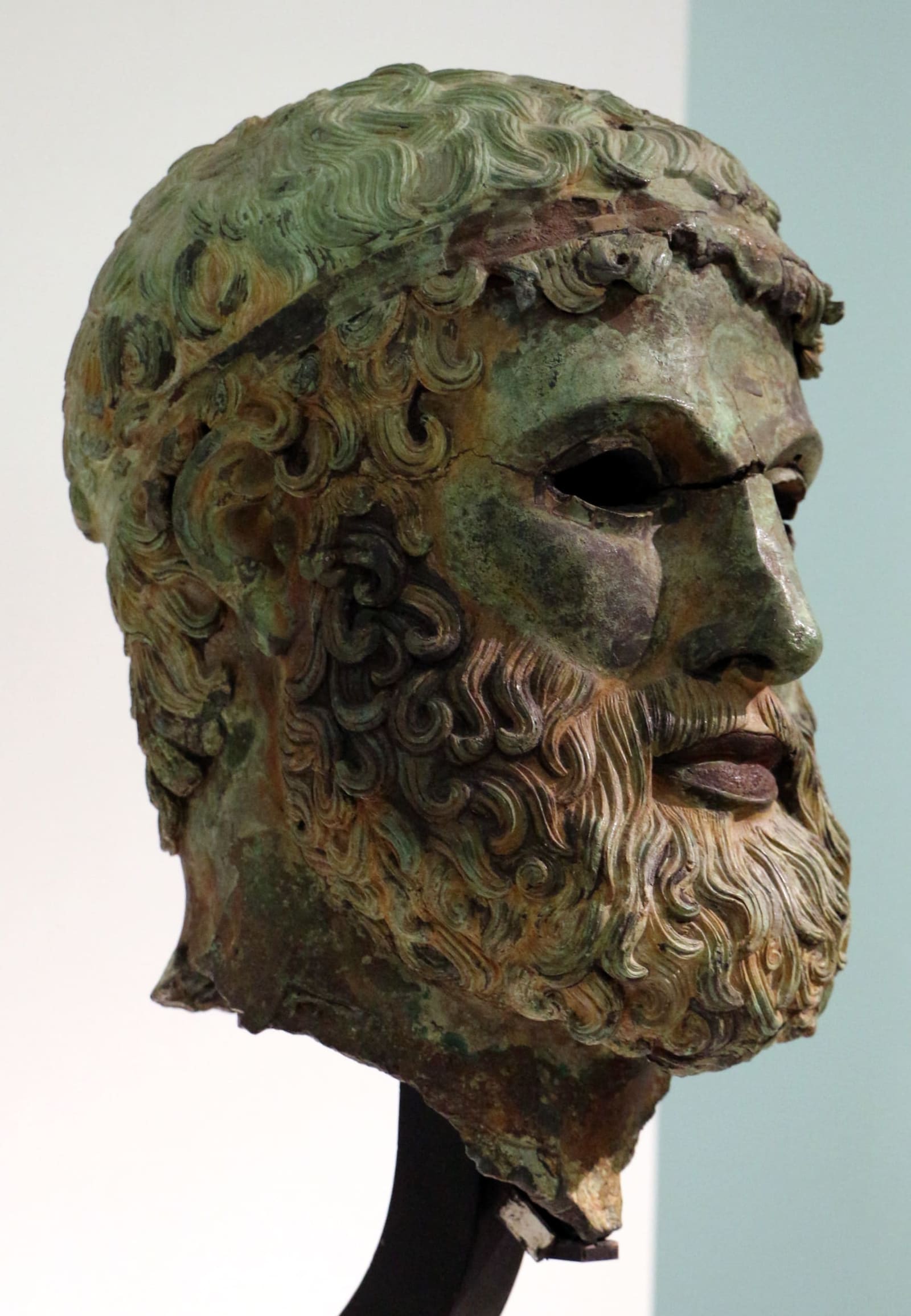 la Testa di Basilea, dal relitto di Porticello