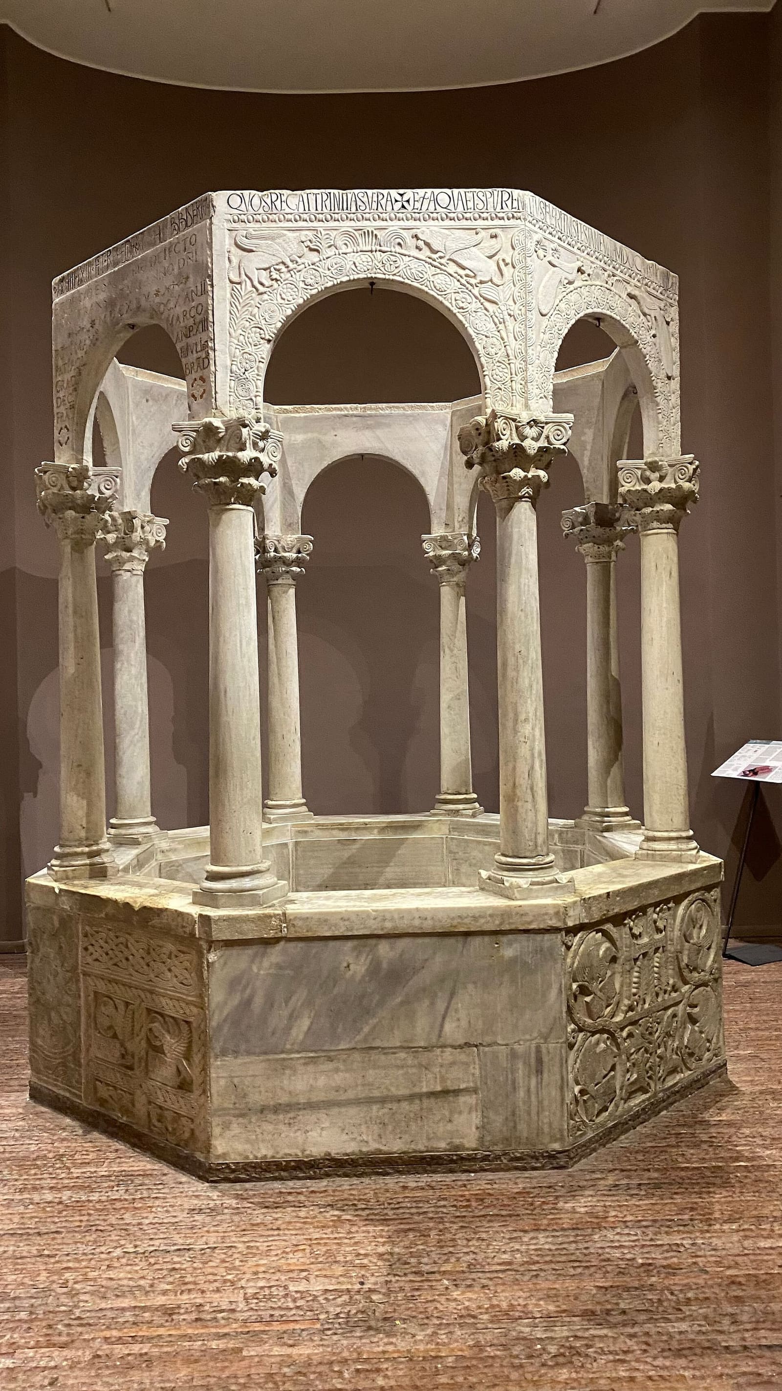 il battistero ottagonale del patriarca Callisto nel Museo cristiano e Tesoro del Duomo