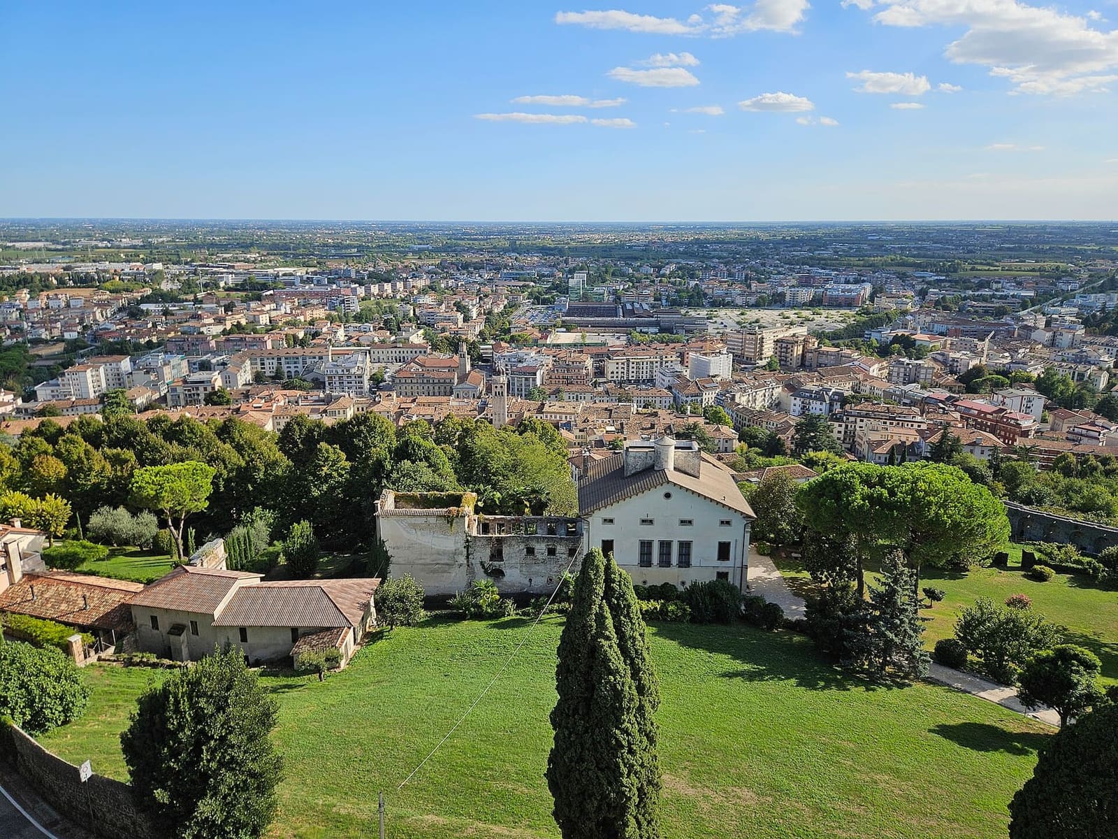 Conegliano und die Ebene, vom Burghügel aus gesehen