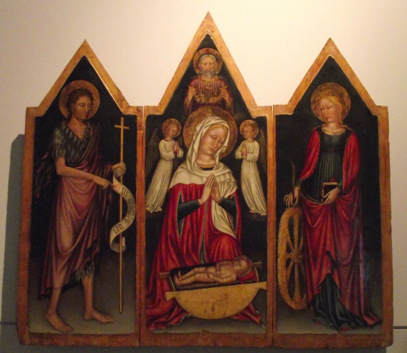 il trittico del Maestro di Staffolo nella pinacoteca, la Vergine che adora il Bambino fra san Giovanni Battista e santa Caterina d'Alessandria