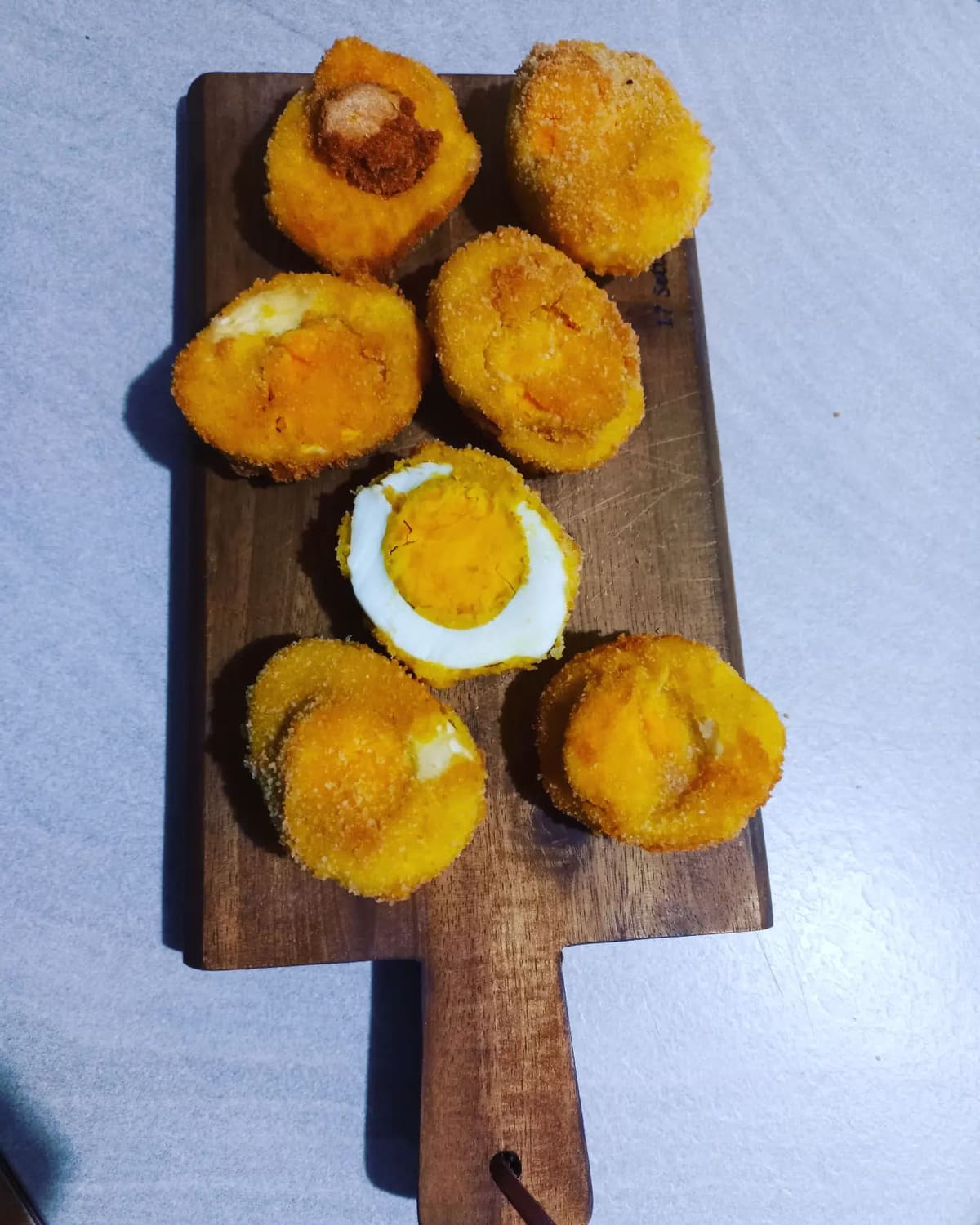 Uova fritte con le mandorle