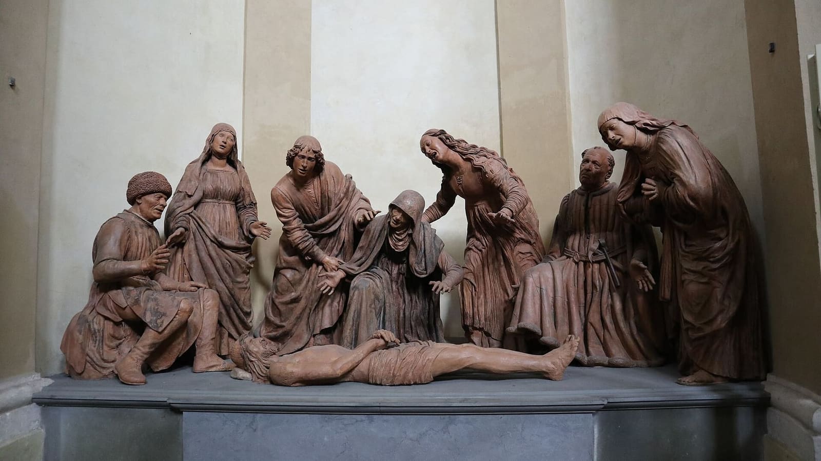 die Beweinung Christi von Guido Mazzoni, aus Terrakotta, in der Kirche San Giovanni Battista