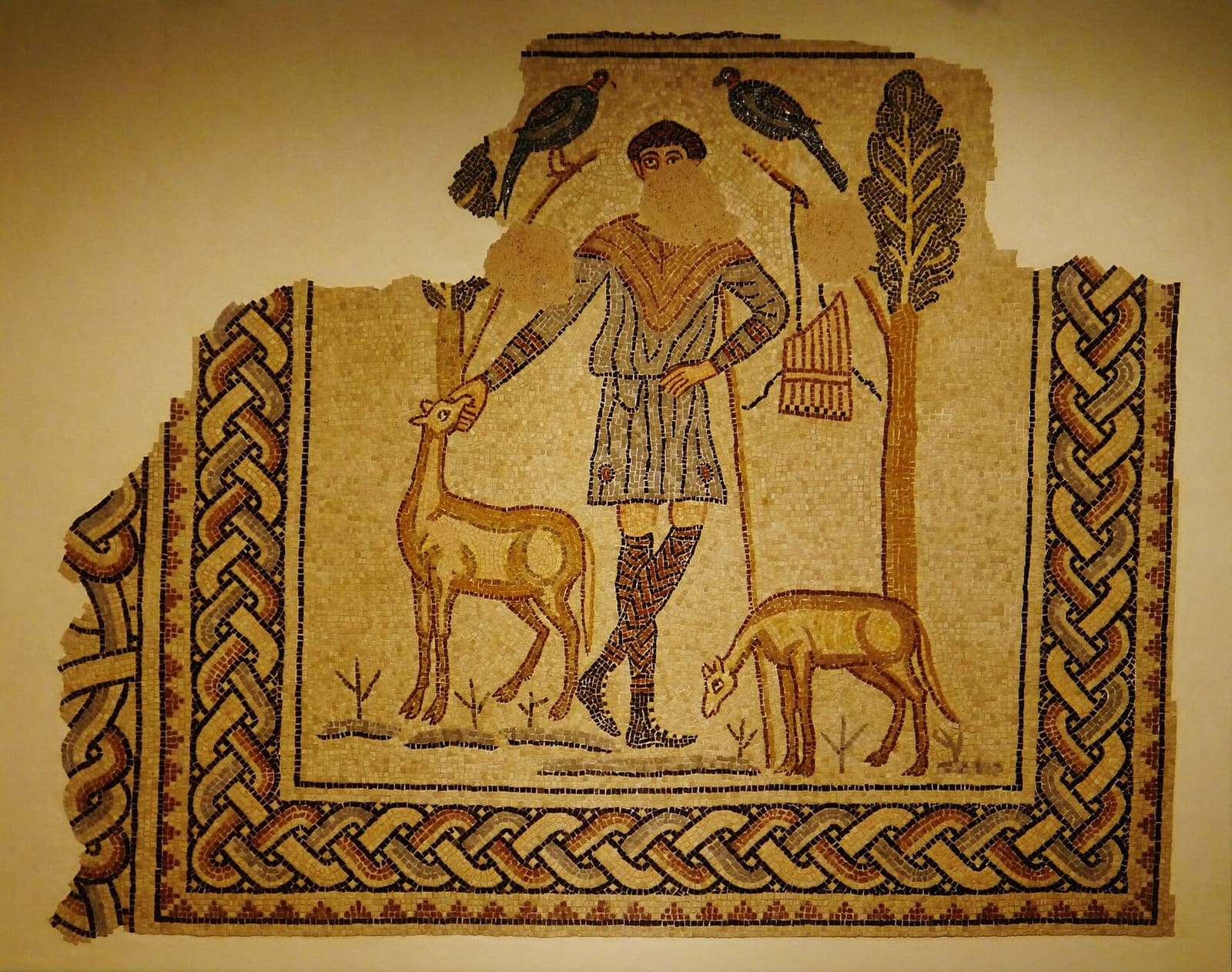 der Gute Hirte zwischen den Tieren, in der Domus dei Tappeti di Pietra