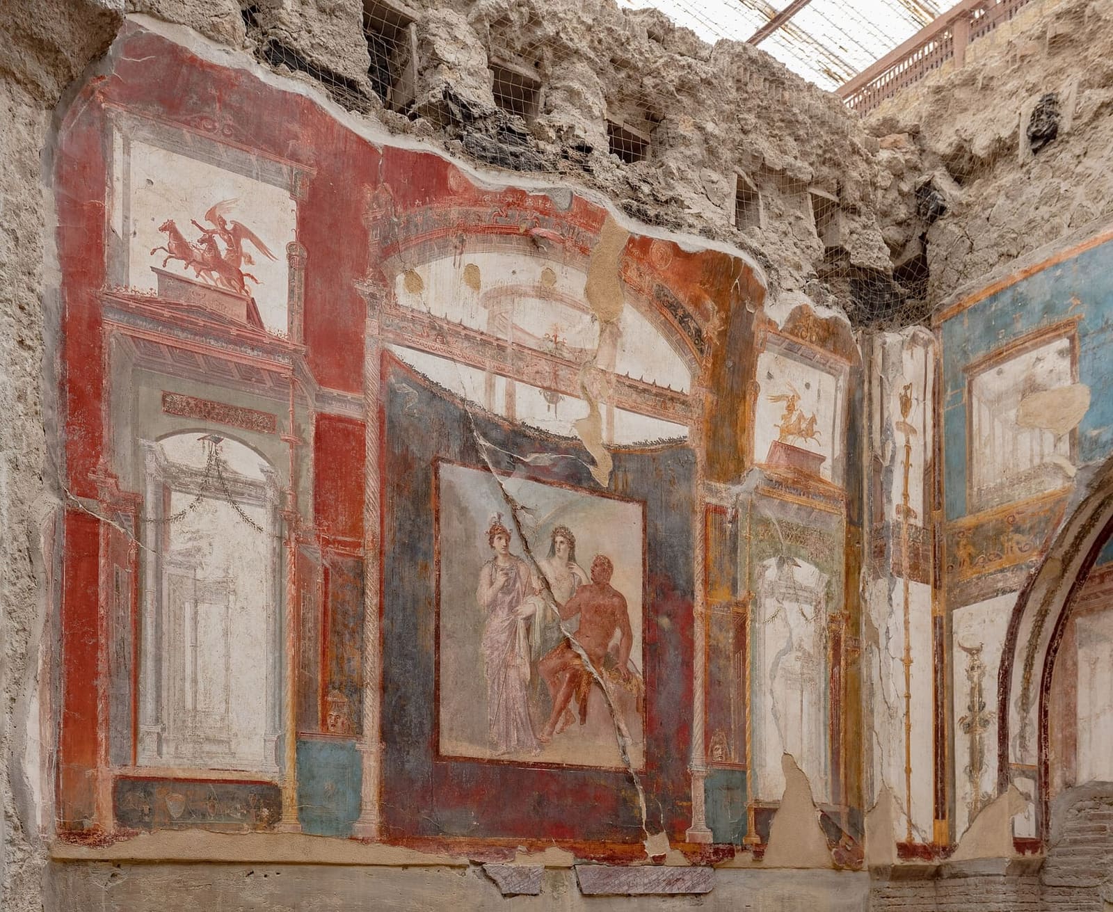 le pareti dipinte del Collegio degli Augustali
