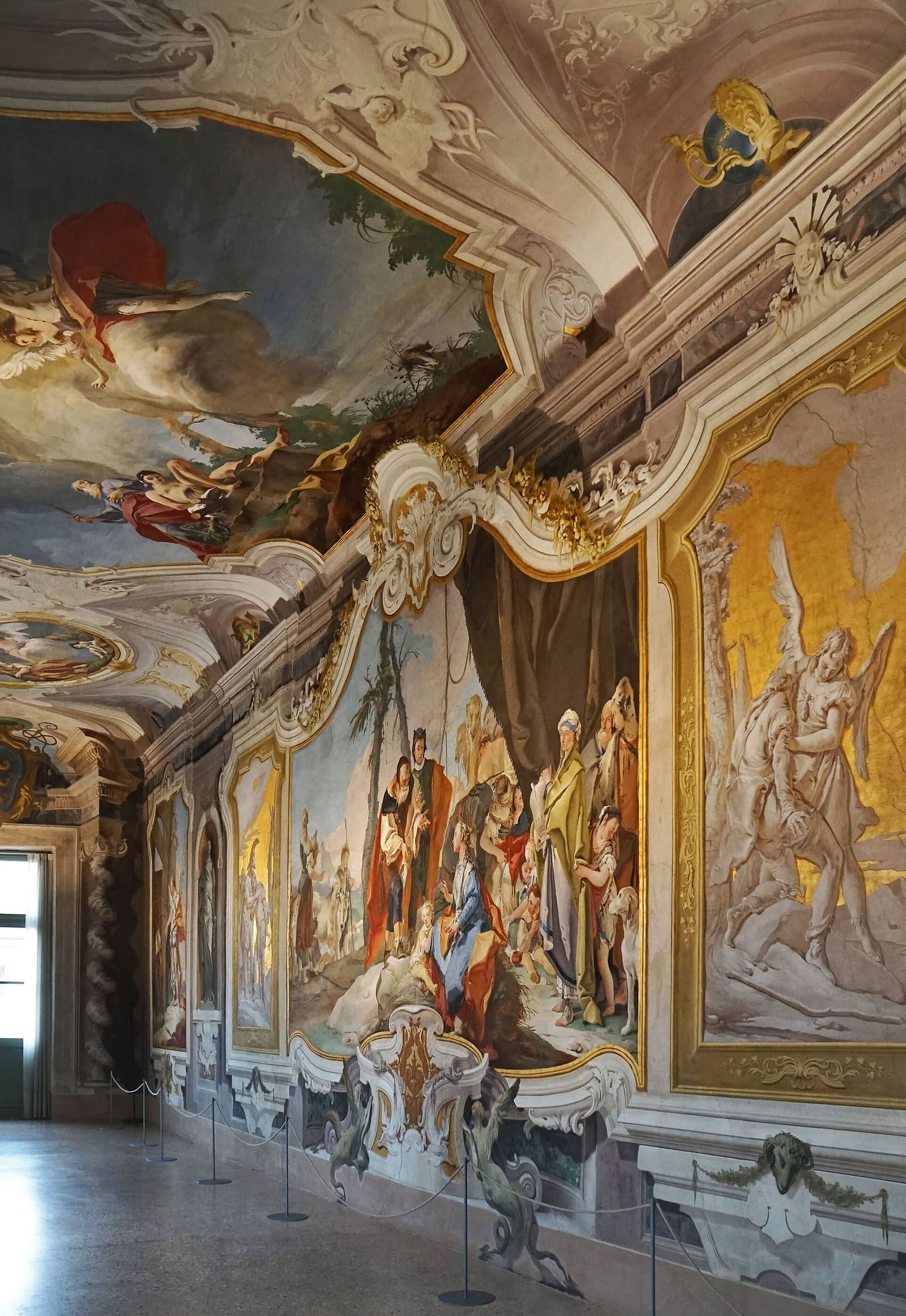 die Galleria degli Ospiti des Palazzo Patriarcale, von Giambattista Tiepolo mit den Geschichten von Abraham, Isaak und Jakob ausgemalt